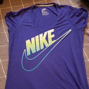 Nike tee